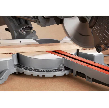 Пила торцовочная сетевая 254мм 2100Вт Black+Decker BES710 в магазине Tools DeWalt