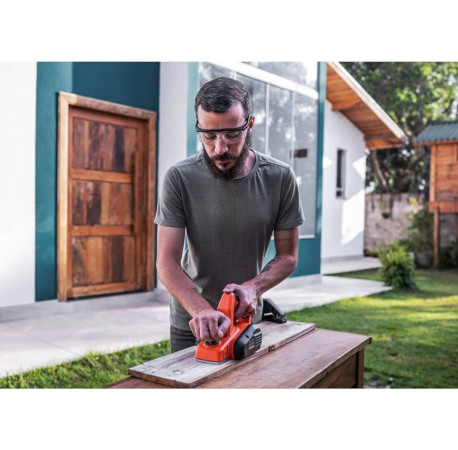 Рубанок сетевой 710Вт Black+Decker BEW712 каталог