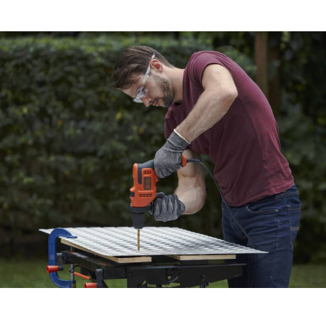 Дриль ударний мережевий Black+Decker BEH200 з доставкою