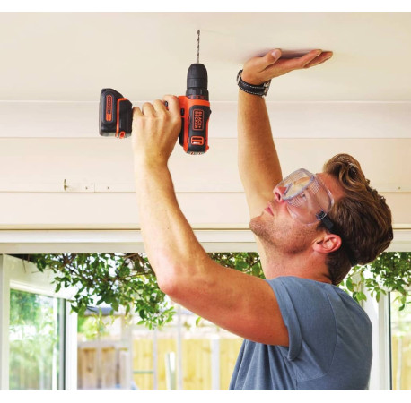 Дрель-шуруповерт аккумуляторный Black+Decker BDCDD12B купить
