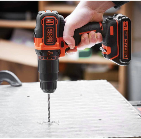 Дриль-шуруповерт акумуляторний ударний Li-lon 18В 1.5Аг 40Нм Black+Decker BDCHD18KB вартість
