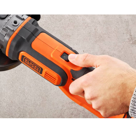 Кутова шліфмашина Болгарка акумуляторна Li-lon 18B 125мм 8600об Black+Decker BCG720N ціна