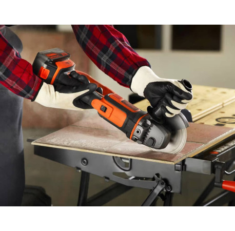 Кутова шліфмашина Болгарка акумуляторна Li-lon 18B 125мм 8600об Black+Decker BCG720N з доставкою