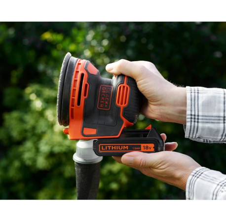 Шлифмашина эксцентриковая аккумуляторная Li-Ion 18В 125мм Black+Decker BDCROS18N с другого ракурса