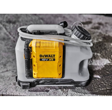 Резервуар для подачі води XR Li-Ion 18В 15л 1.6бар DeWALT DCE6820N в магазині Tools DeWalt