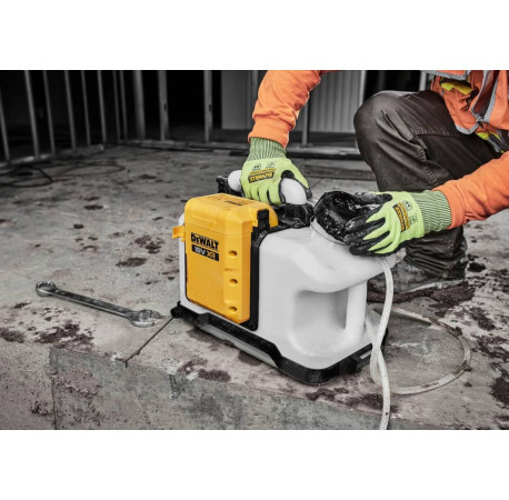 Резервуар для подачі води XR Li-Ion 18В 15л 1.6бар DeWALT DCE6820N В Тулс ДеВолт