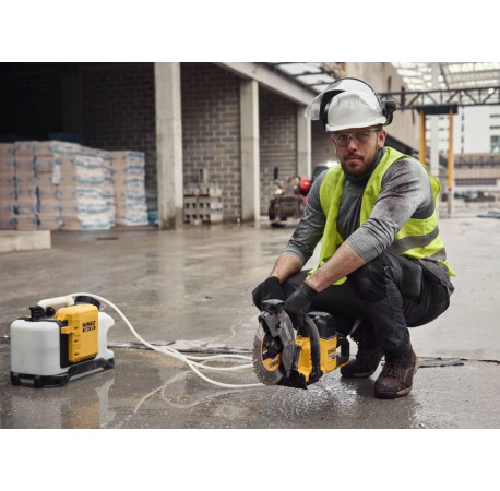Резервуар для подачі води XR Li-Ion 18В 15л 1.6бар DeWALT DCE6820N каталог