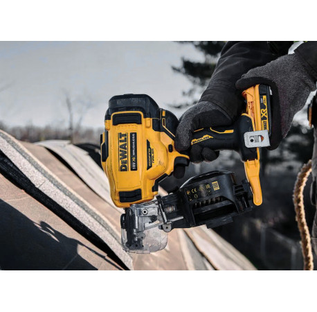Цвяхи покрівельні 22 мм уп 1200 шт DeWALT DNR3122HDZ в магазині Tools DeWalt