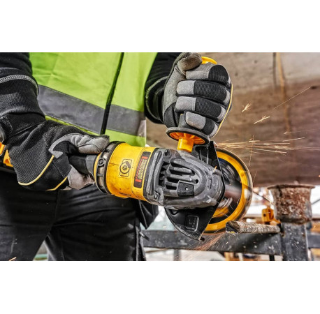 Кутова шліфмашина Болгарка акумуляторна DeWALT DCG418T2 в магазині Tools DeWalt