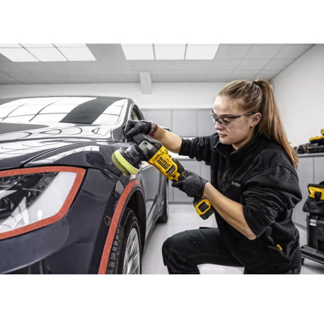 Полірувальна машина акумуляторна DeWALT DCM848P2 каталог