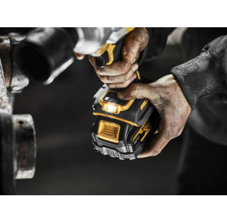Гайковерт акумуляторний ударний DeWALT DCF961H2T вартість