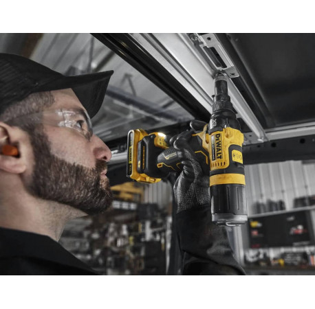 Пістолет заклепувальний акумуляторний 18В DeWALT DCF403E1GT фото