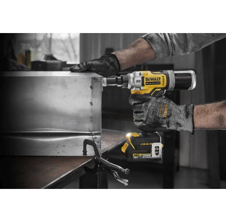 Пістолет заклепувальний акумуляторний 18В DeWALT DCF414NT вартість