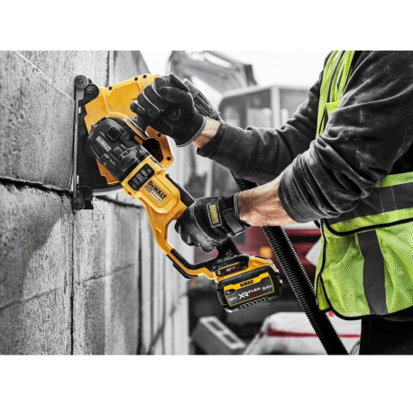 Кутова шліфмашина Болгарка акумуляторна XR Flexvolt Li-lon 54B 230мм 6000об DeWALT DCG460N з іншого ракурсу