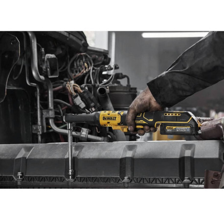 Гайковерт кутовий ключ-храповик акумуляторний XR Li-lon 18В 1.7Аг 102Нм DeWALT DCF510E2G з іншого ракурсу
