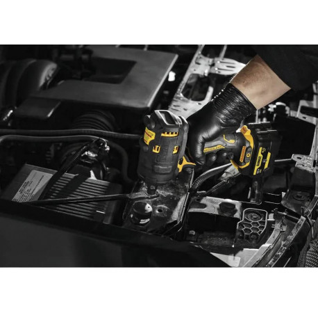 Гайковерт аккумуляторный ударный XR Li-lon 12В 5Аг 338Нм DeWALT DCF903P1G в магазине Tools DeWalt