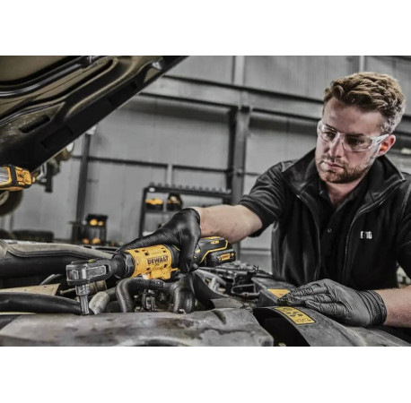 Гайковерт кутовий ключ-храповик акумуляторний XR Li-lon 12В 3Аг 81Нм DeWALT DCF503L1G в магазині Tools DeWalt