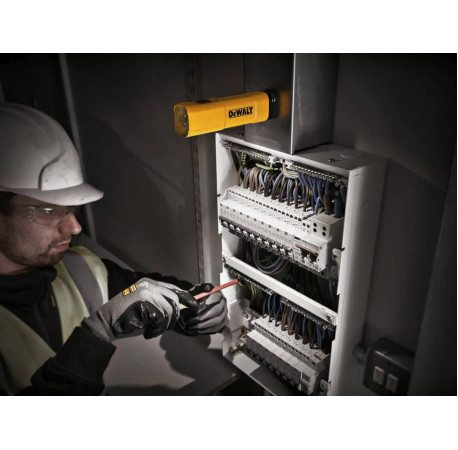 Ліхтар акумуляторний світлодіодний USB-C 3.6В 1000лм DeWALT DCL183 купити за ціною в — Tools DeWalt