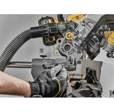 Пила торцювальна акумуляторна 305мм XR Li-lon 54В 3Аг DeWALT DCS781X2 