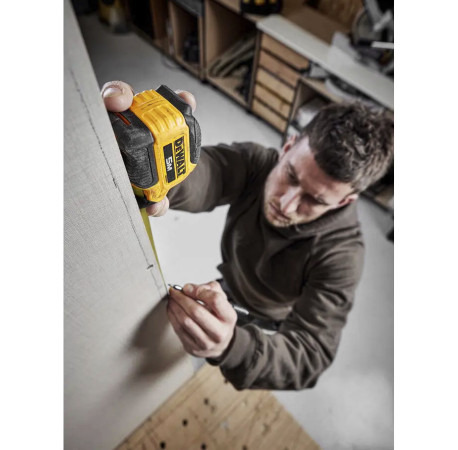 Рулетка вимірювальна Compact пластиковий корпус 5м х 28мм DeWALT DWHT38114-0 в магазині Tools DeWalt
