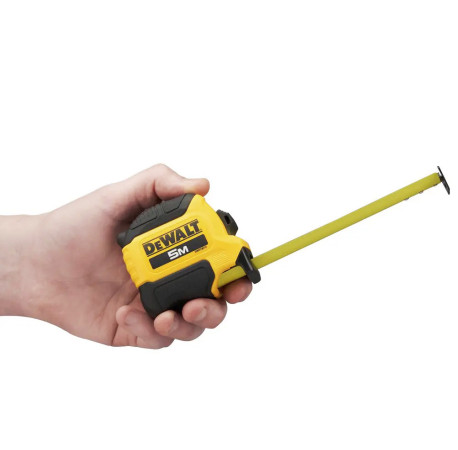 Рулетка вимірювальна Compact пластиковий корпус 5м х 28мм DeWALT DWHT38114-0 В Тулс ДеВолт