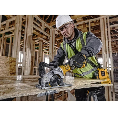 Пила дисковая аккумуляторная бесщёточная DeWALT DCS571N стоимость