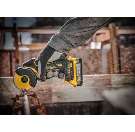 Пила дисковая универсальная аккумуляторная DeWALT DCS438N в Киеве