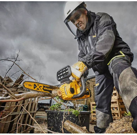 Пила цепная аккумуляторная бесщёточная DeWALT DCM565N в магазине Tools DeWalt