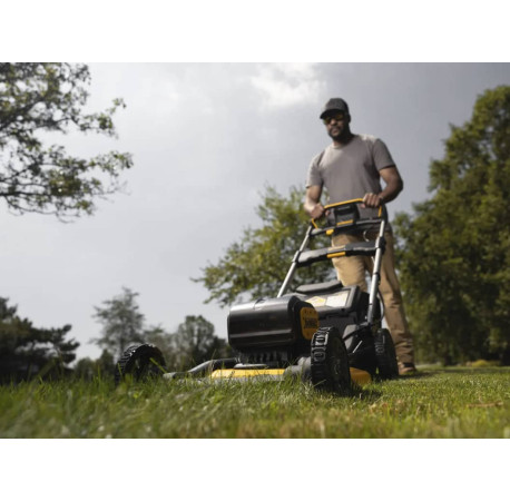 Газонокосилка аккумуляторная 53см XR Li-lon 2х18В 8Ач DeWALT DCMWP134W2 каталог