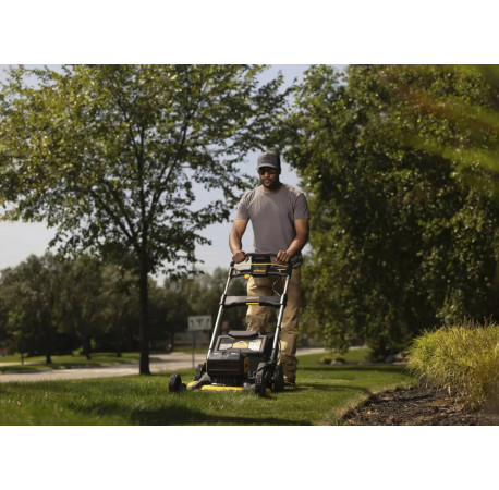 Газонокосилка аккумуляторная 53см XR Li-lon 2х18В 8Ач DeWALT DCMWP134W2 фото