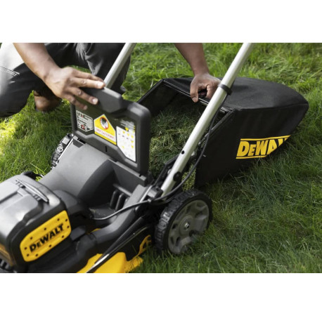Газонокосилка аккумуляторная 53см XR Li-lon 2х18В 8Ач DeWALT DCMWP134W2 