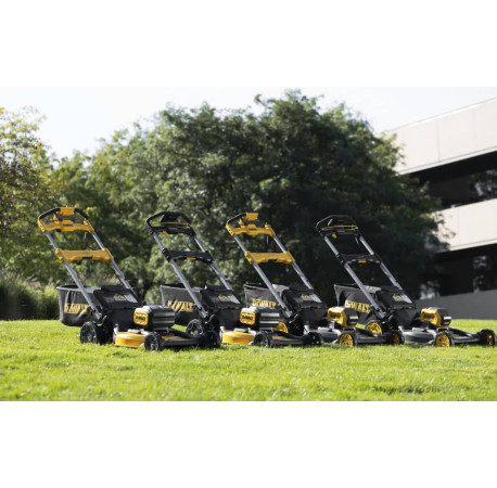 Газонокосилка аккумуляторная самоходная 53см XR Li-lon 54В DeWALT DCMWSP550N 