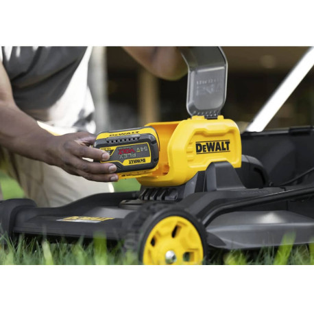 Газонокосилка аккумуляторная самоходная 53см XR Li-lon 54В DeWALT DCMWSP550N купить по цене в — Tools DeWalt