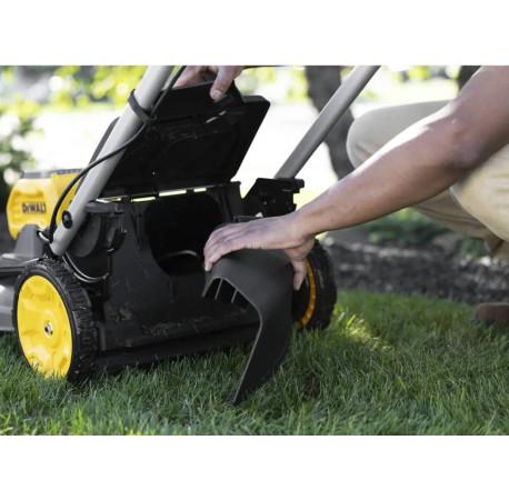 Газонокосилка аккумуляторная самоходная 53см XR Li-lon 54В DeWALT DCMWSP550N 