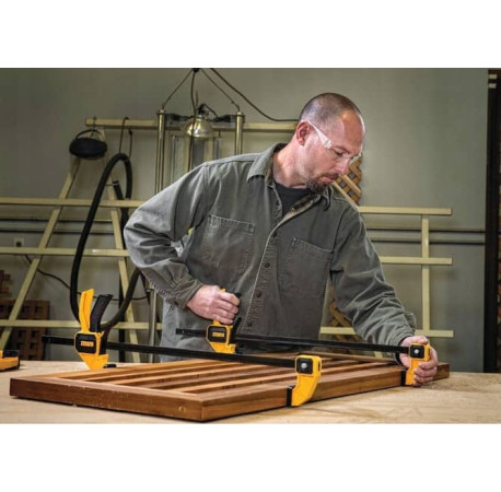 Струбцина L тригерна 600х83мм стиснення 135кг DeWALT DWHT0-83194 В Тулс ДеВолт