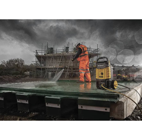 Мийка високого тиску мережева 2.7кВт 150бар DeWALT DXPW002E В Тулс ДеВолт