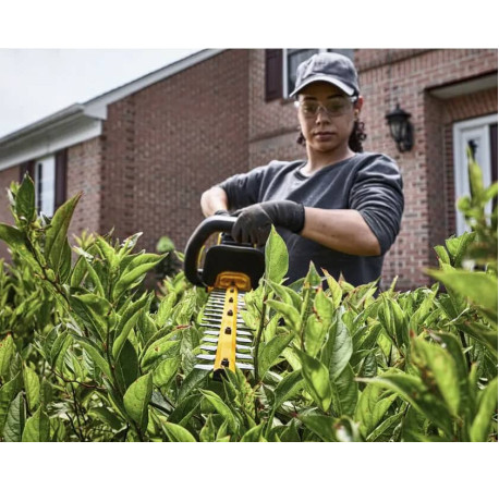 Кущоріз акумуляторний XR FLEXVOLT Li-lon 54В 3Аг 65см DeWALT DCMHT573X1 вартість
