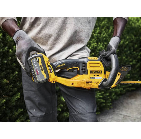Кущоріз акумуляторний XR FLEXVOLT Li-lon 54В 3Аг 65см DeWALT DCMHT573X1 з доставкою