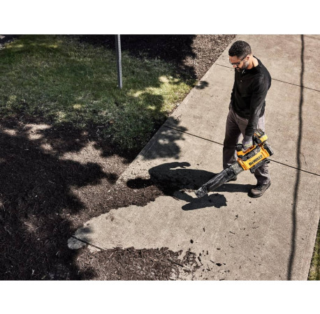 Повітродувка акумуляторна XR FLEXVOLT Li-lon 54В 258км.г DeWALT DCMBL777N вартість