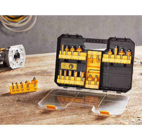 Набір фрез універсальний 8мм 22шт DeWALT DT90017 ціна