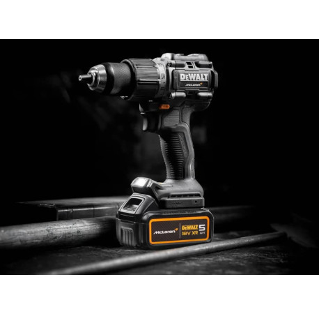 Дриль-шуруповерт акумуляторний ударний McLaren F1 TEAM LIMITED EDITION XR Li-lon 18В 5Аг 90Нм DeWALT DCD85MP2T 