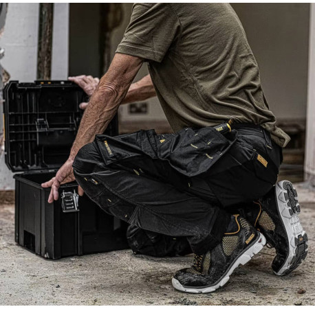 Кросівки робочі з сталевим носком Krypton S1P SRA DEWALT DWF50099-130 каталог