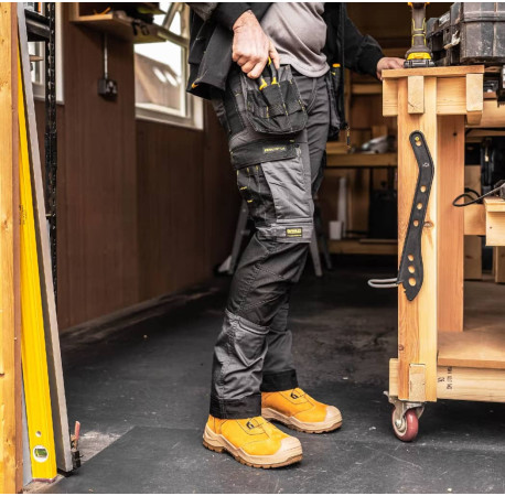 Штани Fairhaven DeWALT DWC192-004 з доставкою