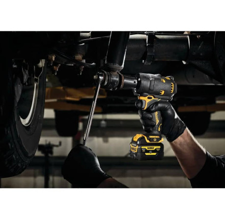 Гайковерт акумуляторний ударний DeWALT DCF901P1G вартість