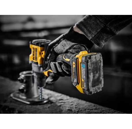 Аккумуляторная батарея PowerStack XR Li-Ion 18В 1.7Ач DeWALT DCBP034 стоимость
