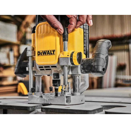 Фрезер мережевий DeWALT DWE625KT купити за ціною в — Tools DeWalt