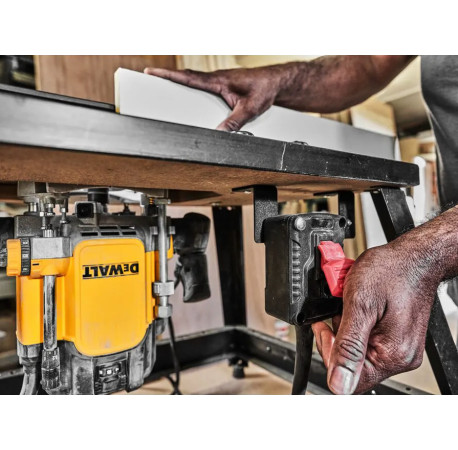 Фрезер мережевий DeWALT DWE627KT В Тулс ДеВолт