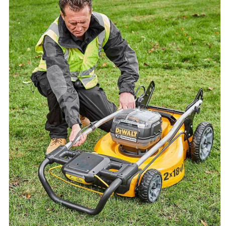 Газонокосарка акумуляторна 48см XR Li-lon 2х18В 5Аг DeWALT DCMW564P2 каталог