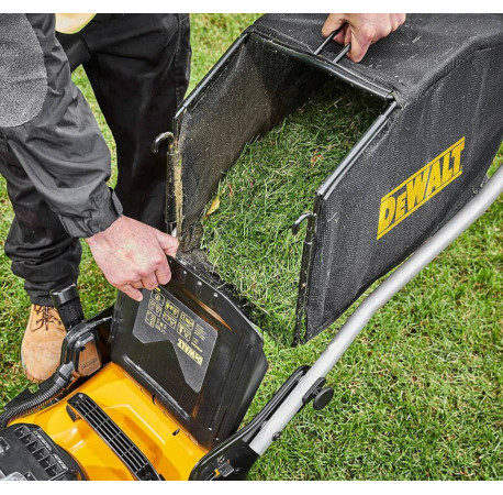 Газонокосарка акумуляторна 48см XR Li-lon 2х18В 5Аг DeWALT DCMW564P2 фото