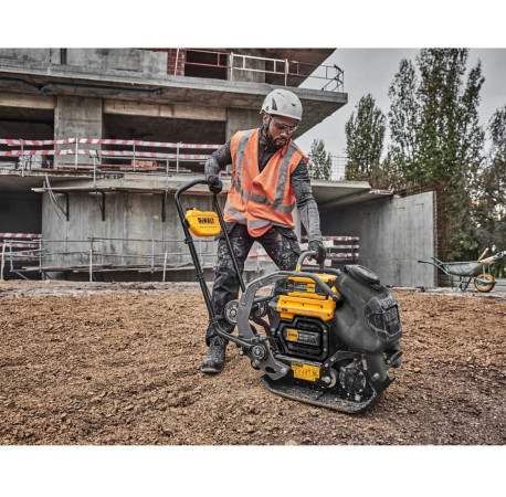Вібраційна плита прямохідна акумуляторна POWERSHIFT DeWALT DCPS7154N 